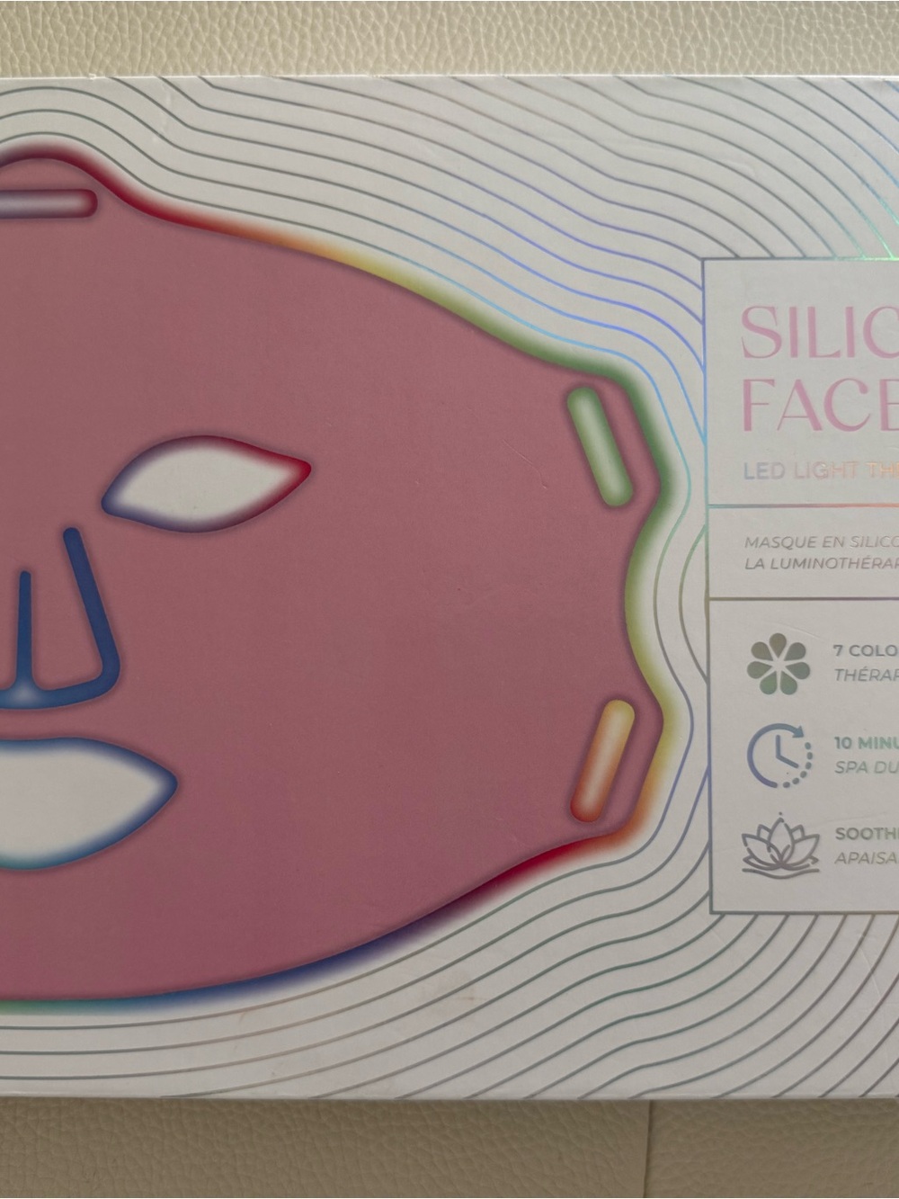 LINDO Silicone LED Face Mask MSRP$100